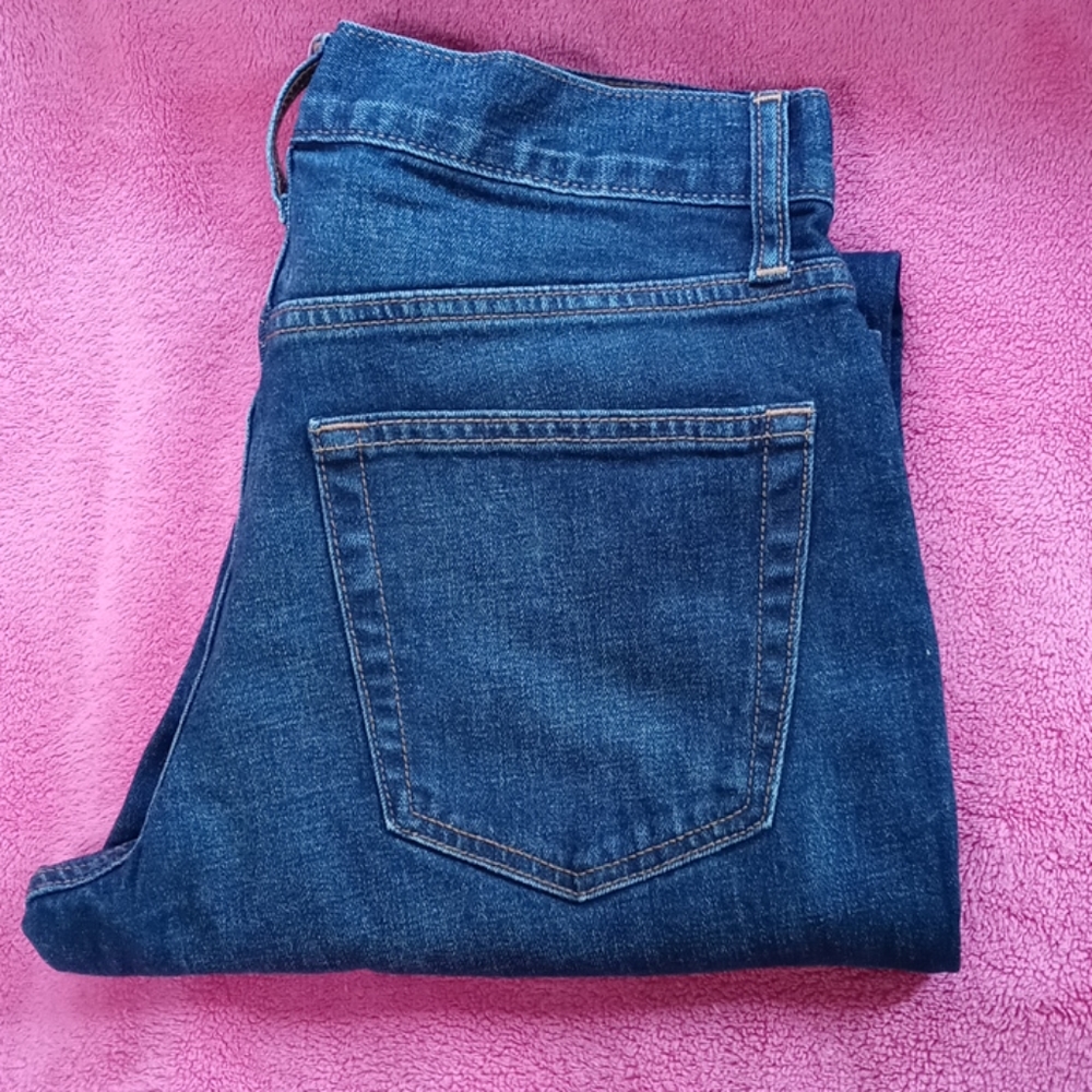 ✨Old Navy Built-in Flex Jeans✨